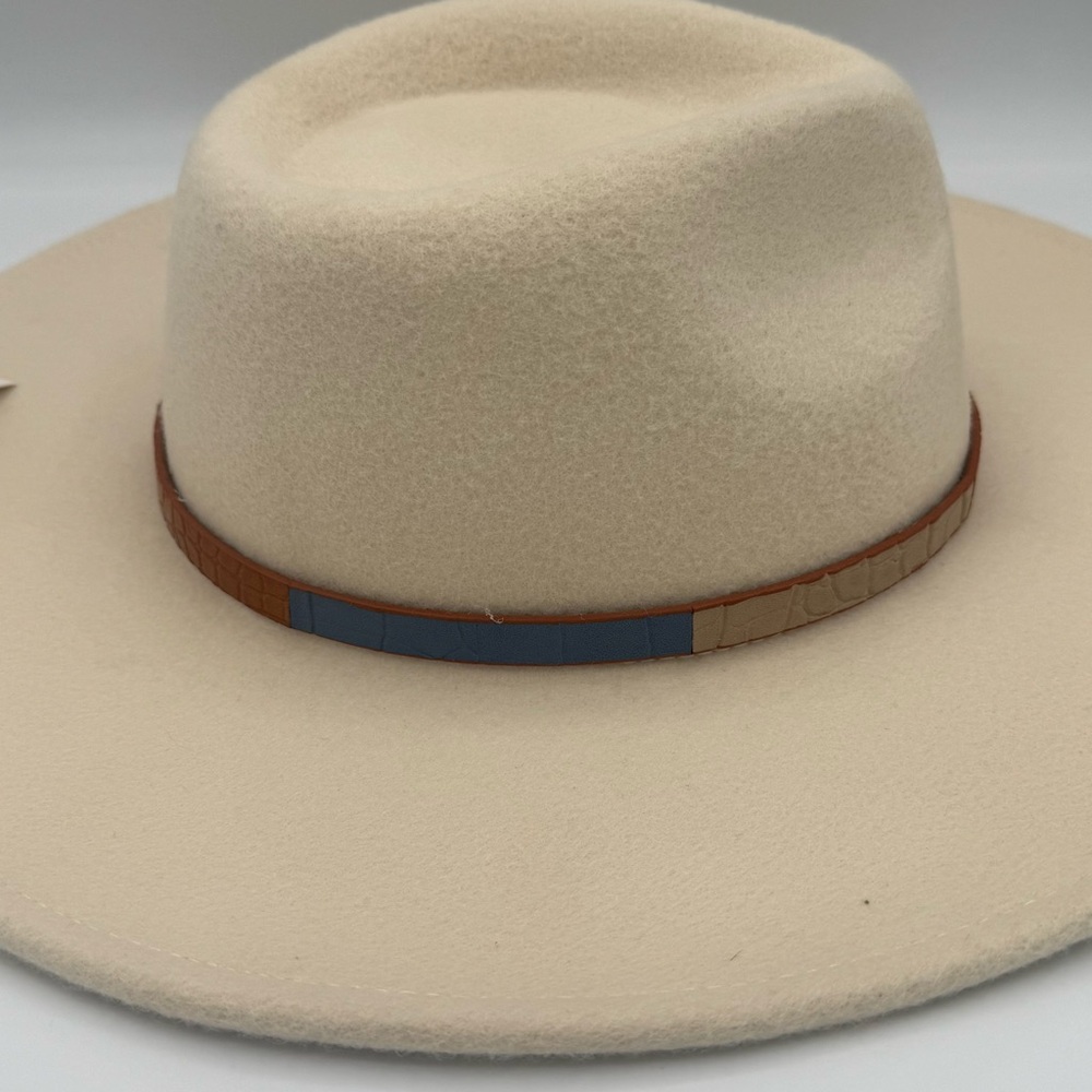 NWT Madden NYC Cream Wide Brim Felt Western Cowboy Cowgirl Hat with Hat Band - Picture 6 of 10